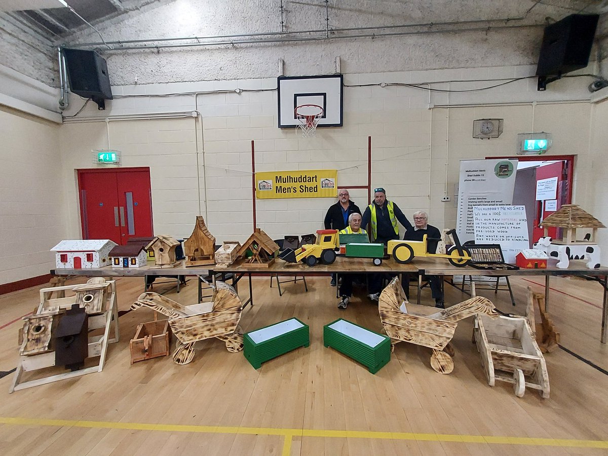 fingalcommunity's tweet photo. Mulhuddart Winter Fest is live!! Drop over and check out #FestivalinaVan an bring bikes over to get a check over. Lots of stalls and stands to browse and groups to chat to. #InviteIncludeInvolve @EVENTSinFingal
@Fingalcoco #Fingalinclusionweek https://t.co/B6qjlytM5S