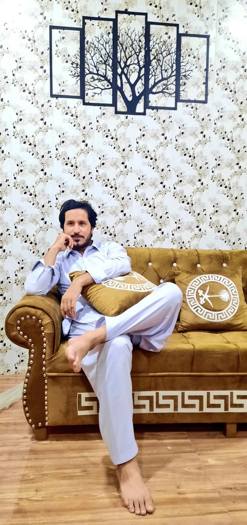 AzamAfridi58's tweet photo. معتبر
ادارے اب حیران اور پریشان ، اس جزبے جنون اور سونامی پر قابو پانا اب کنٹرول سے باہر ہو گئے ہیں ۔۔۔
🇧🇫✌️🔥
@TeamiPians
#ناحق_قید_عمران_خان #NoReplyZeroReach https://t.co/gU2NAlWViz