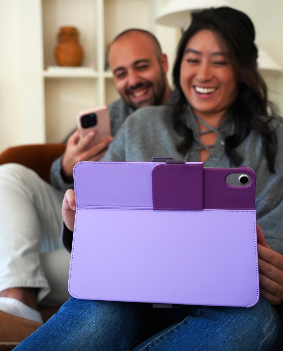 speckproducts's tweet photo. The holiday season is here and whether you are connecting with loved ones in person or through your devices, make it a tech-savvy celebration.

#balancefolio
#speckproducts
#appleproducts
#techaccessories
#techinnovation
#elevateyourtech https://t.co/TpEWkAmpRB