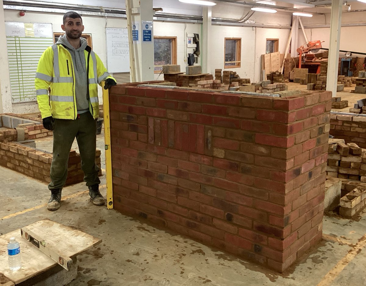 HCConstruction's tweet photo. Kay started as an ESOL learner last year and this year has moved on to our Level 1 Bricklaying course. He is extremely hard working and the quality of his work is amazing! Especially considering he has only been doing Bricklaying for 2 months! Well Done Kay! @HarlowCollege https://t.co/2hfoZvBpmG