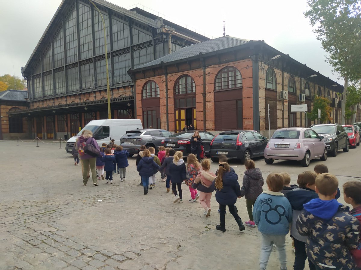 Fco_Quevedo's tweet image. #excursiones Hoy nuestras clases de 4 años en el Museo del Ferrocarril. museodelferrocarril.org
Un lugar mágico donde hemos disfrutado de una mañana de experiencias y descubrimientos.
Ha estado genial. Enhorabuena
#excursionesescolares
#educacioninfantil
#somosdelquevedo