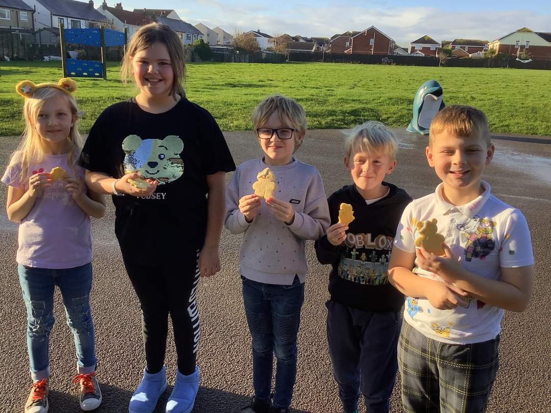 Manor Beach Primary tweet media