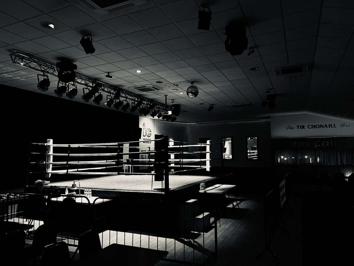 LdsIrishCentre's tweet photo. Great show for Burmantofts Boxing Club last night 🥊 

Marvellous turn out for a Thursday Night!! 

Congratulations to all the winners and to all who participated 🏆 https://t.co/7QNTZx7lkX