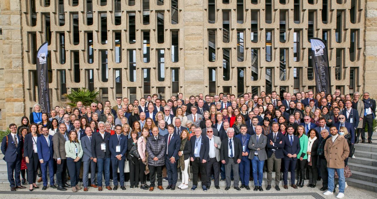 🇪🇺 Un nouveau chapitre s’ouvre pour les régions maritimes &amp; la <a href="/CPMR_Europe/">CPMR</a>.

Nous, leaders de ces régions, défendons nos atouts au plus près des institutions européennes. Nos concitoyens méritent que les spécificités de nos territoires soient pleinement intégrées. 

Au travail !