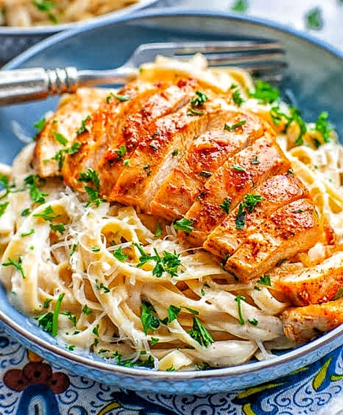 Malikiftee's tweet photo. Today's Love ❤
When I saw this food infront of me then I realised some food can be speak ...eat me
#FoodieBeauty #food #Foodie #FoodFriday #fridaymorning #FridayVibes #foodforthought #foodphotography #foodpic #hungrey #tasty # https://t.co/l0K8n9ck3C