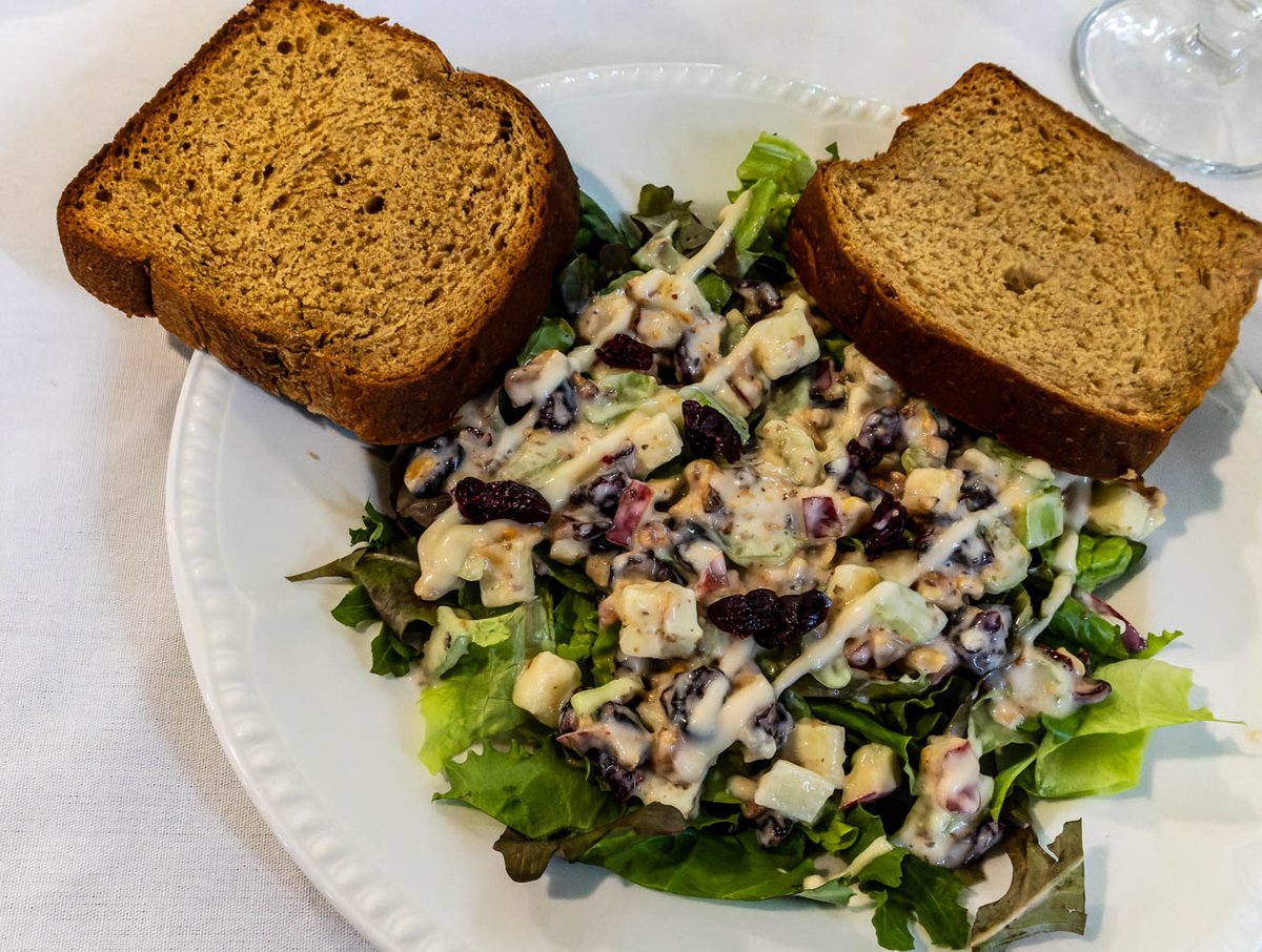 marnicpatterson's tweet photo. It’s #foodiefriday at Kings Landing near #frederictonnewbrunswick. At the Kings Head Inn, try Apple Walnut Salad & gingerbread.
#fredericton #newbrunswick #fredtourism #destinationnb #explorenb #newbrunswicktourism
#kingslandingnb #travelwritersuniversity #Ifwtwa1 @ifwtwa1 https://t.co/IWaGH81SpK