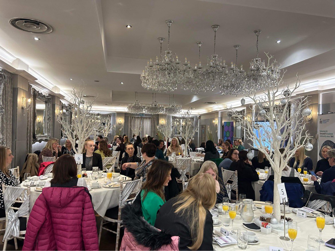 Crown Hotel Bawtry tweet media