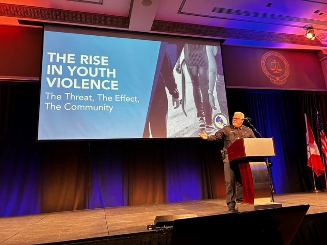 WindsorPolice's tweet photo. This morning, Deputy Chief Crowley spoke at the Ontario Gang Investigators Association (ONGIA) public symposium.

ONGIA is a non-profit organization that is committed to addressing the street gang and gun violence throughout the province of Ontario. https://t.co/HOcCCILrnP
