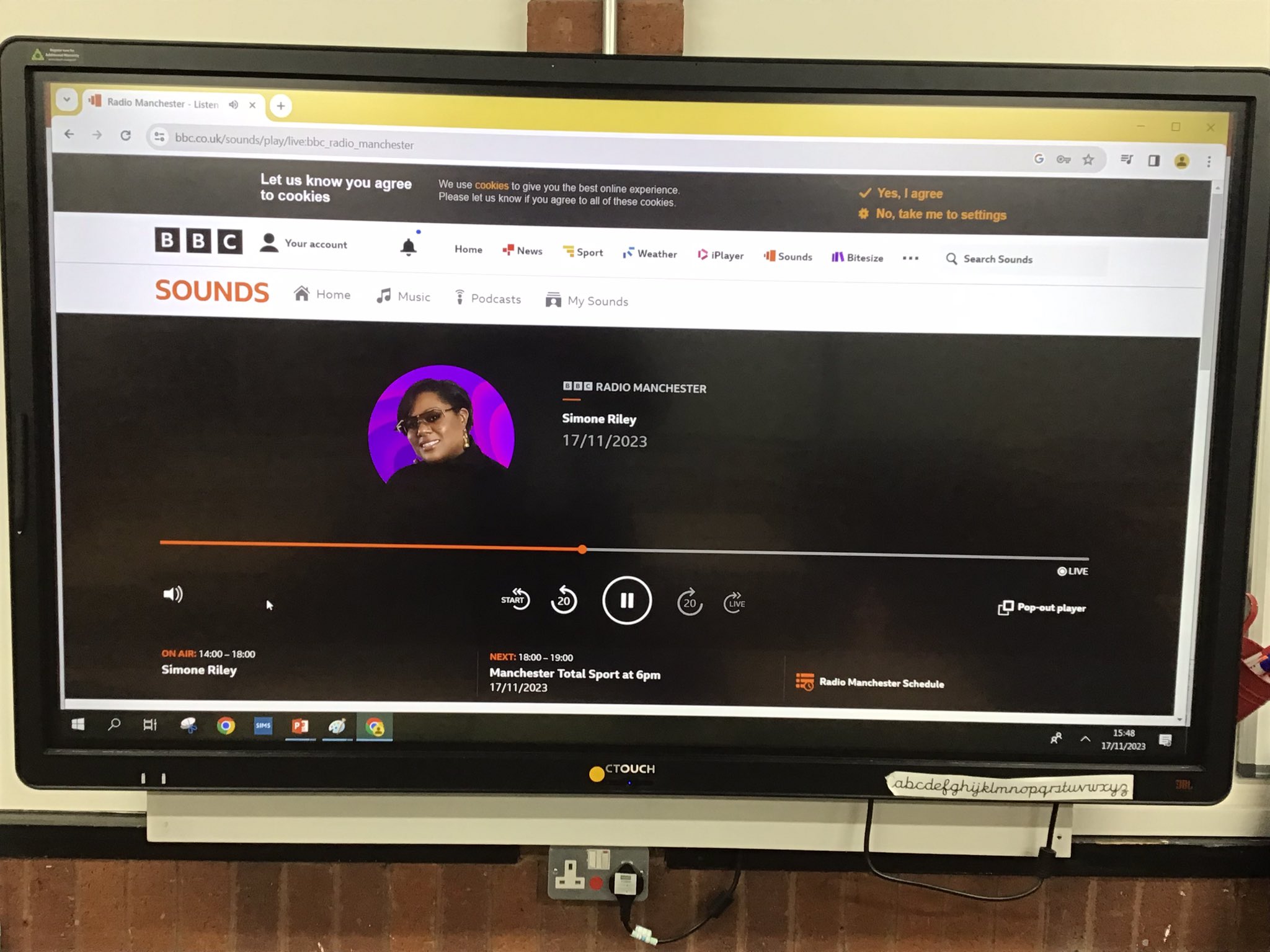 Radio manchester deals live
