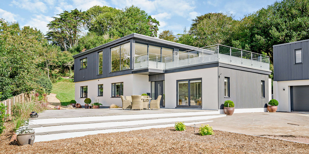 Grey Slatted Cladding for the home helps to create a modern, stylish fascia for your space. Check out this stunning example: