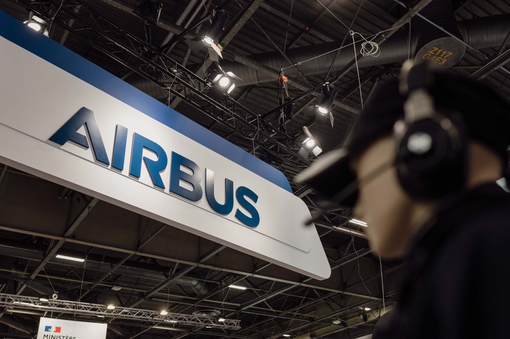 MarionMarechal's tweet image. Le leader mondial de la cybersécurité @thalesgroup et notre constructeur aéronautique @Airbus le prouvent : la France et l’Europe peuvent relever tous les défis dans le domaine industriel ! 
Ce qu’il nous manque pour réussir partout ? De la volonté ! #Milipol