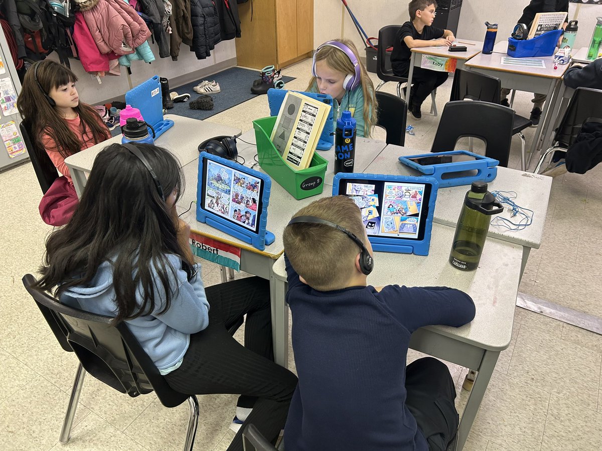 MsACunningham's tweet photo. We love literacy centres! Making words with play dough, printing spelling words, working on writing, &amp; listening to reading 🤩 https://t.co/TnufjfXvKG