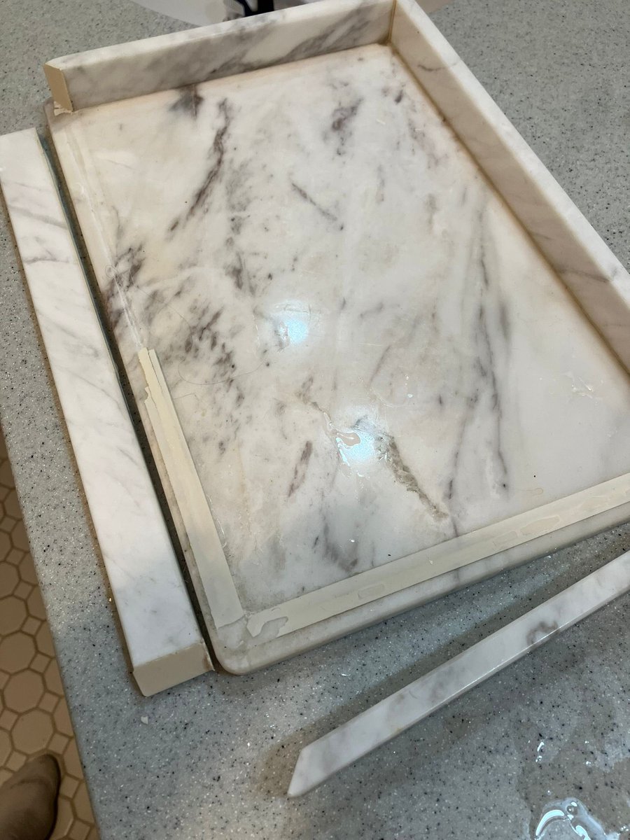RiquelMaxime's tweet photo. @potterybarn refuse to send a replacement for their product. https://t.co/l90kVZDUSG