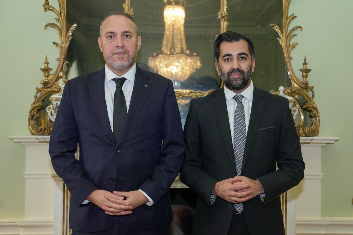 ScotGovFM's tweet photo. First Minister @HumzaYousaf welcomed the Head of @PalMissionUK, Dr @HZomlot to Bute House today.
They discussed the need for an immediate humanitarian ceasefire in Gaza to ensure the lives of innocent people are protected. https://t.co/gcosC4J7ge