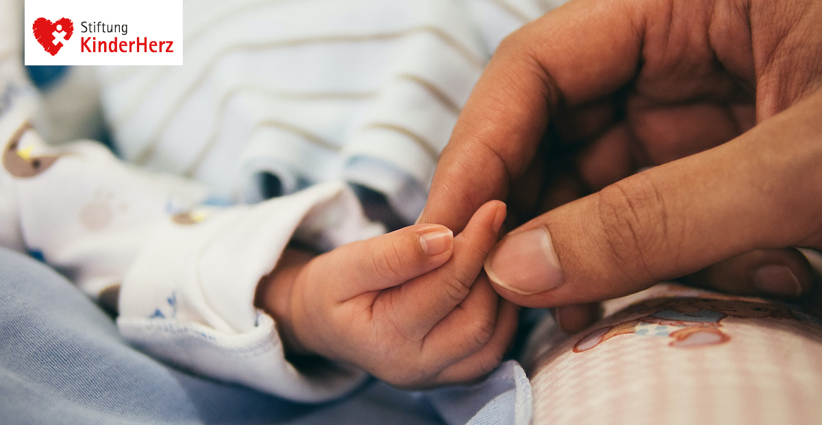 Heute ist Welt-Frühgeborenen-Tag! Am Uniklinikum Ulm erforschen unsere Kinderherzspezialisten mit gezielten Herzuntersuchungen, welche Langzeitfolgen für das Herz bei Frühgeburten entstehen. Mehr Infos: stiftung-kinderherz.de 
#stiftungkinderherz #herzkinder #weltfrüchentag