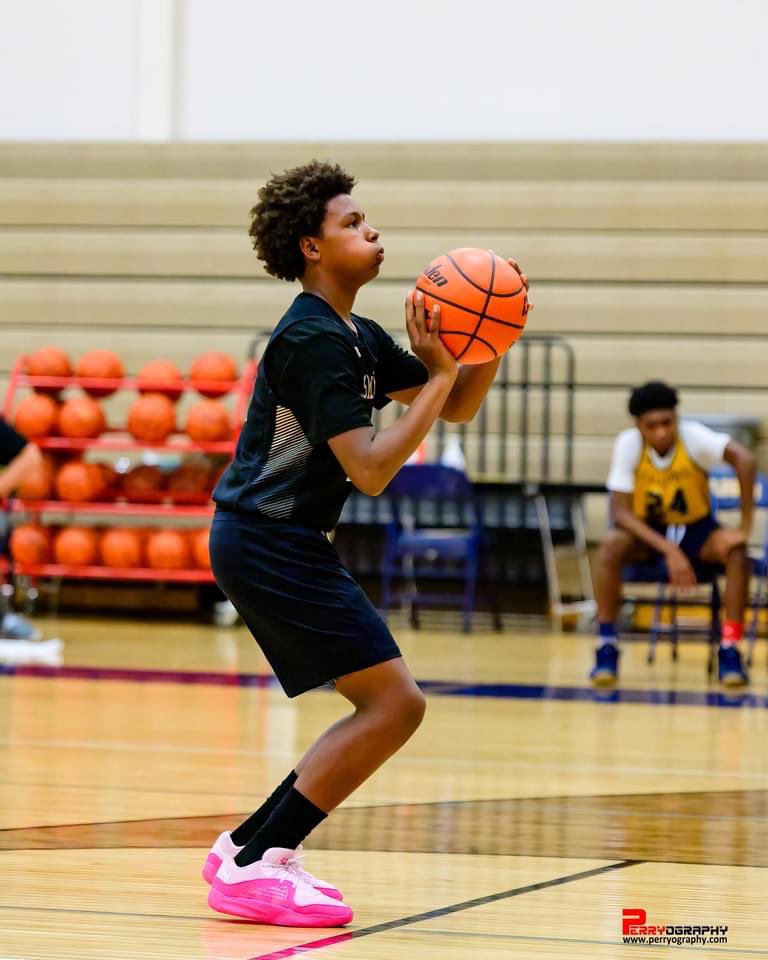 reshardhicksjr's tweet image. Start of basketball season, we took the win! #athlete #notjustafootballplayer #texassports
