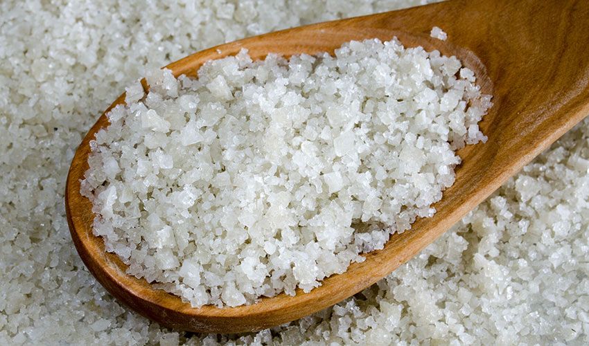 amerix's tweet image. What is the best salt?

The problem with modern table salt is that it contains:

- Microplastics
- Anti-caking agents
- Bleaching agents
- Sugar
- Additives

The best salt is Himalayan salt and Celtic sea salt.

They contain Sodium, chloride &amp;amp; other trace minerals.

#FoodFriday