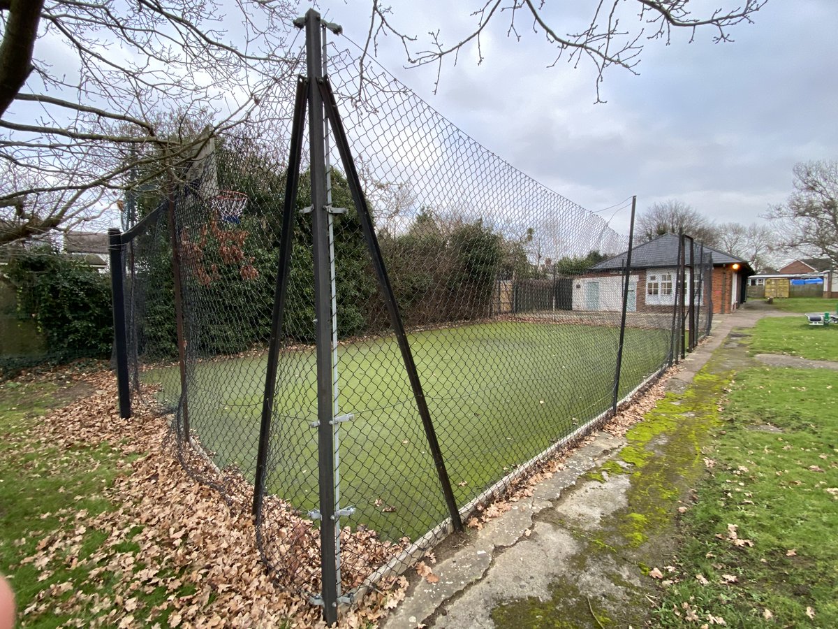 Even the smallest spaces work can be a functional MUGA. This space now has a new 4.5m twin wire @zaunlimited system, roof net, built in basketball & football goals to maximise space. we finished with @PlayriteSurface Matchplay 2. #resurfacing #muga #artificialgrass #sportsfencing