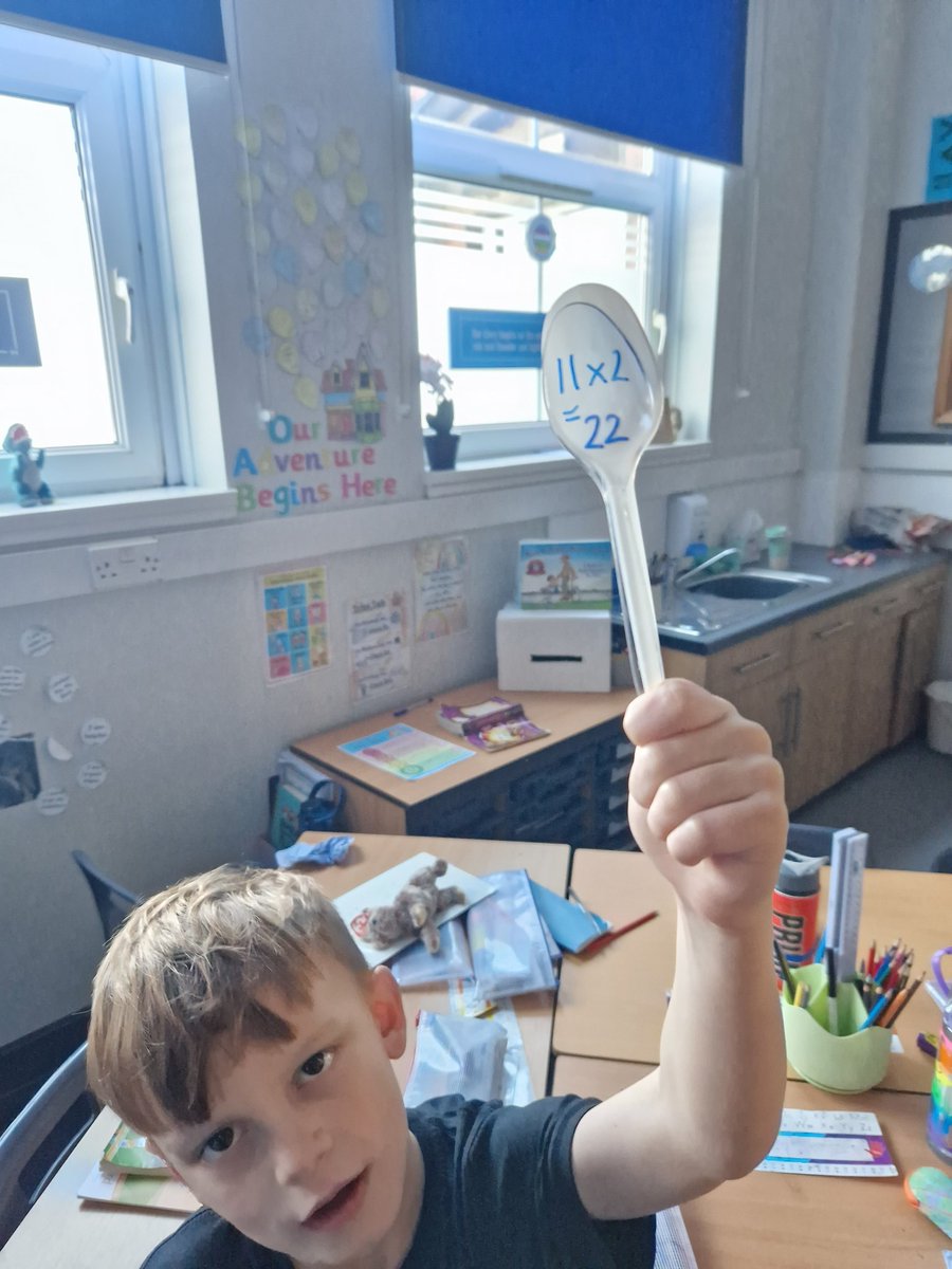 BMJClassof27's tweet image. Times table fun today in Osprey. Every week, we are improving on our soundcheck scores and working really hard. #timestable @BrinsworthManor