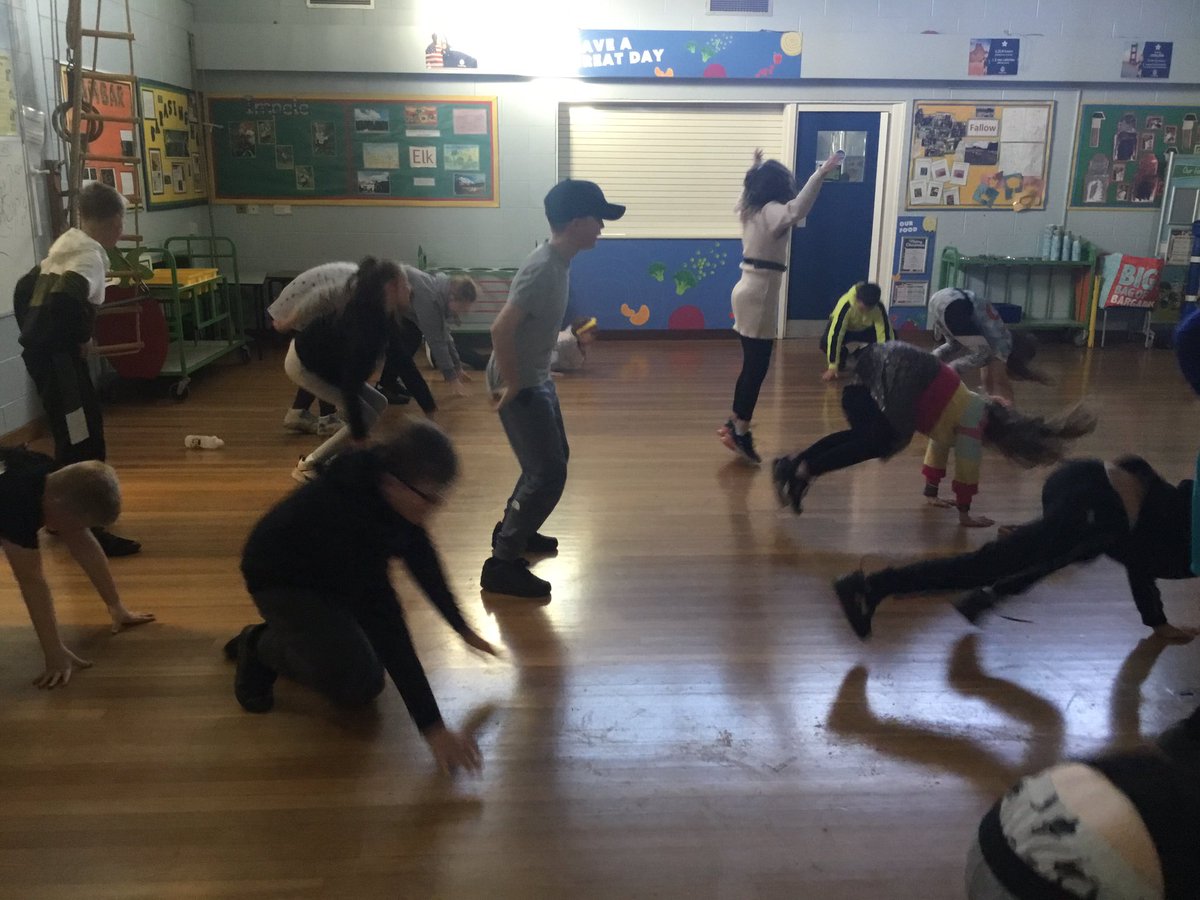 We did our Bearpees for <a href="/BBCCiN/">BBC Children in Need</a>. Following our long division lesson we worked out that we would have do 36 each to hit the 1000 mark. Well done <a href="/taruca/">Monica Guajardo</a> <a href="/BelmontGrantham/">Belmont CP School</a> #BelmontPE