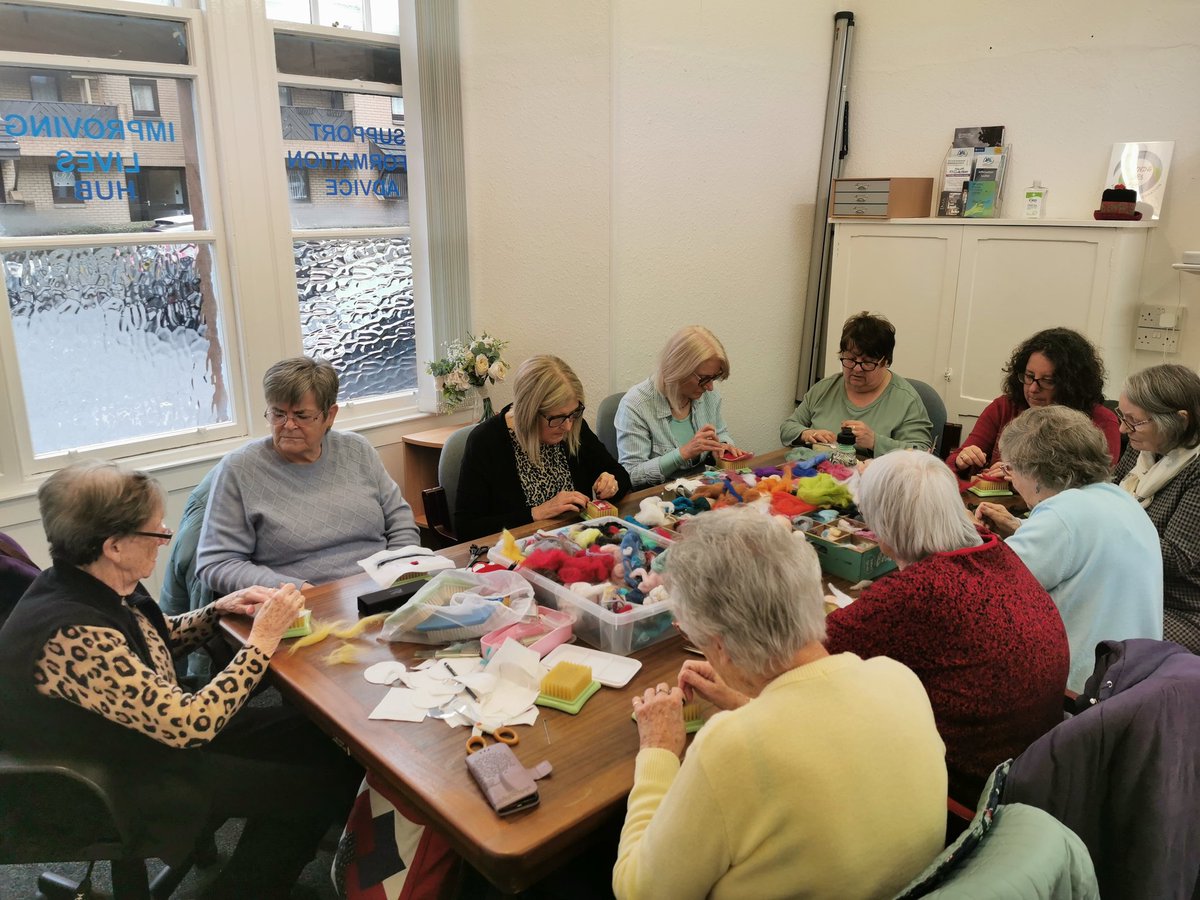 Amandaelef's tweet photo. Don't get out &amp; about as much as I'd like so this week's been a real pleasure with @ClydesiderMag
- Tues host Xmas crafts at @oldkilpatrickf1 
- Wed catch up with Maggie's Yarn Buddies @_improvinglives 
- Thurs meeting with C2C 
- Fri stall at @MarieAMcNair Cost of Living event https://t.co/PYIaic1w7X