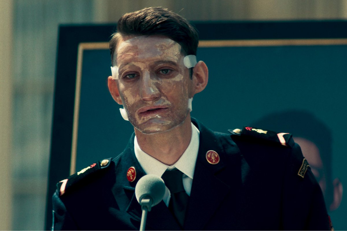 NetflixFR's tweet image. La vie de Franck, Sapeur-Pompier de Paris, va basculer après un incendie.

SAUVER OU PÉRIR (2018), avec Pierre Niney et Anaïs Demoustier, c’est dispo.