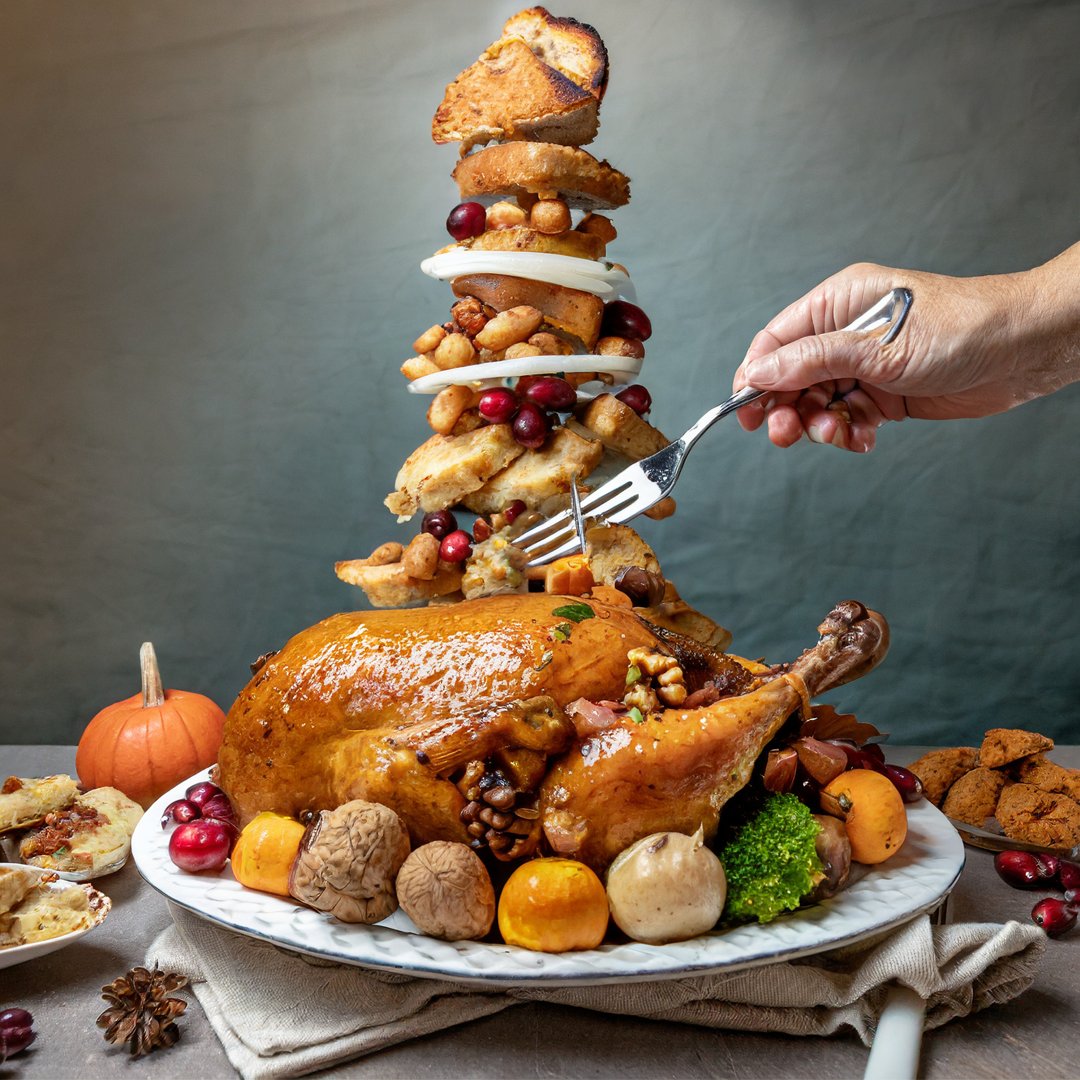 seismickc's tweet image. 🤔🍗Thanksgiving: When you're on your fourth plate, trying to remember what you're thankful for... besides elastic waistbands.🙏👖

#ThankfulAndFull #FeastModeON