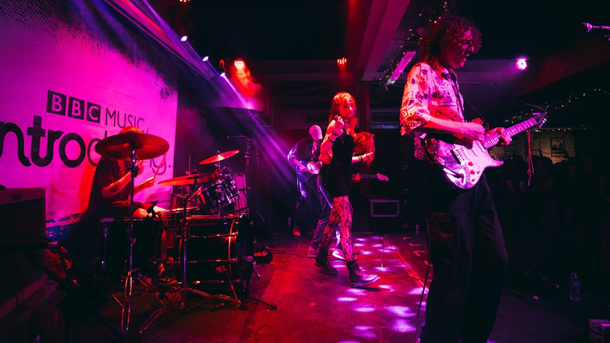 Wake up to <a href="/garyjondavis/">Gary Jon</a> and his fantastic #SaturdayBreakfast show on <a href="/ncbradio/">NCB Radio</a> at 7am - 4 hrs of banging eclectic tunes💥Hear Gary spin infectious track #Telephonophobia fm <a href="/CandidFacesBand/">Candid Faces</a>'s debut #EP alongside other killer cuts👇😎

#CFT23 <a href="/TheWarrenYP/">The Warren Youth Project</a> 
ncbradio.co.uk