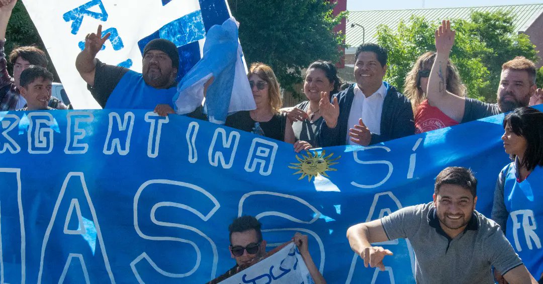 🇦🇷 Para todas las compañeras y compañeros que en éste espacio han mostrado militancia real, sincera y motivados en mejorar la realidad de nuestra ciudad y sus vecinos.

Solamente tengo palabras de agradecimiento y quiero decirles que seguimos y seguiremos militando..👇