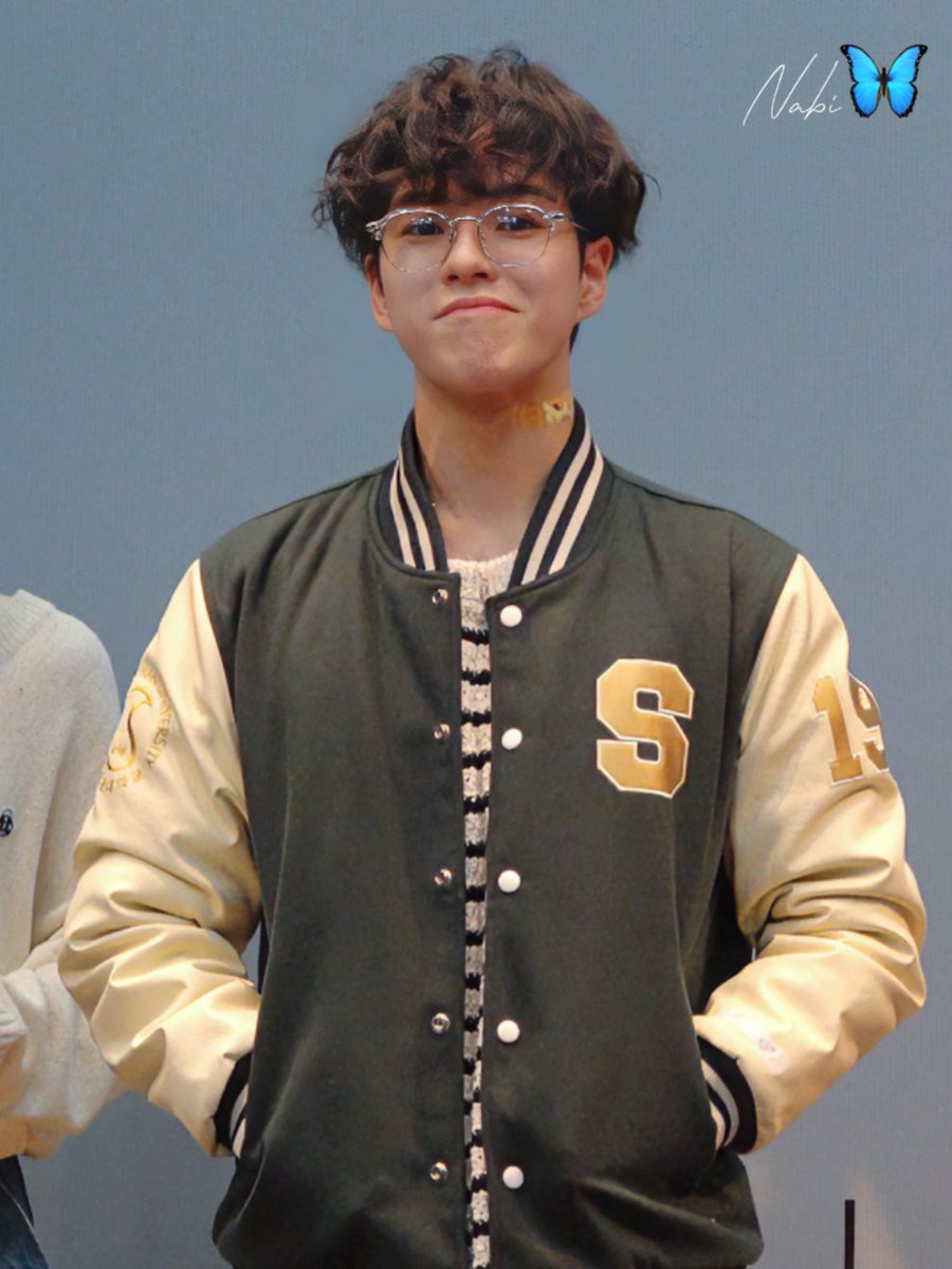 hajiraMA8's tweet photo. Y'ALL he is adorable 😭😭
@treasuremembers https://t.co/sxpaiigQxf
