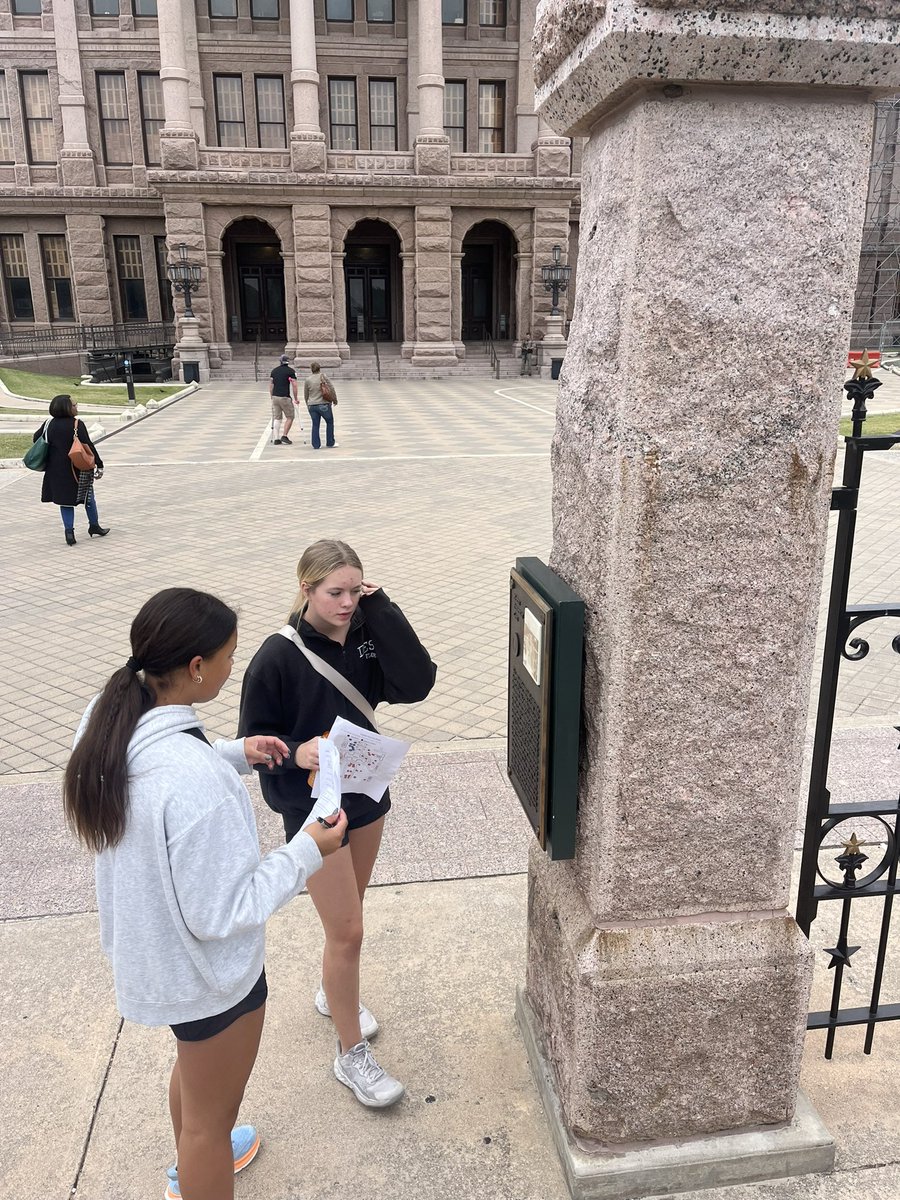 Avon DECA tweet media