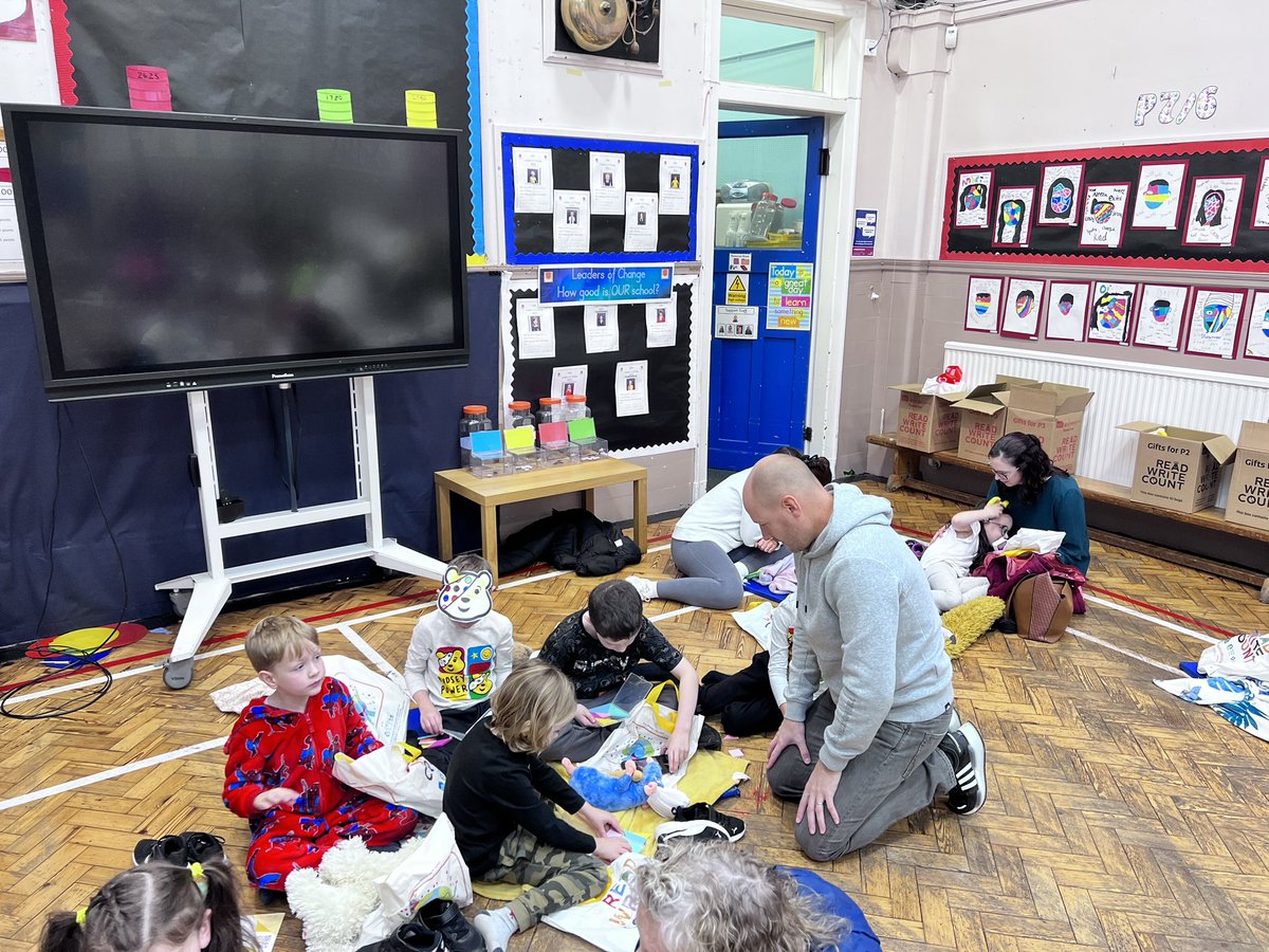 MorningsidePS's tweet image. P2 and P3 were issued their Read, Write, Count bags today. It was lovely to welcome parents and carers into the school to share what was inside #bookbug #readwritecount @Bookbug_SBT @ReadWriteCount