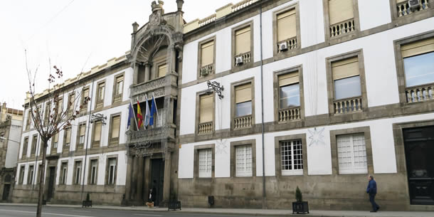 La Diputación de Ourense acelerará  en 2024 el incremento de su financiación a los concellos de la provincia 
ourensedixital.com/_novas/23/11/1…