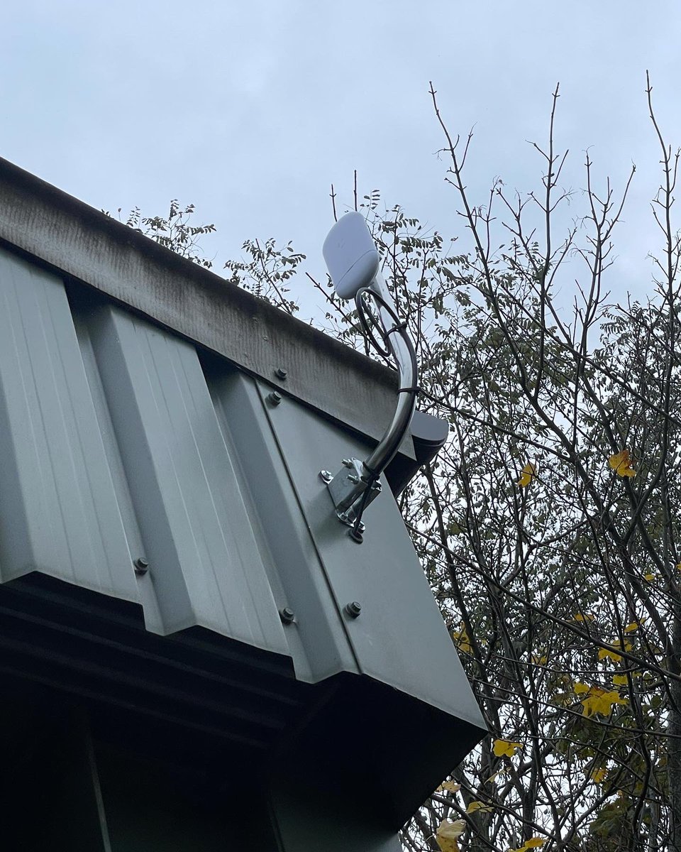 Local Gliding Club Secured with a 4 Camera Hikvison Liveguard CCTV System with a Point-to-Point Link!

#AgriComms #Hikvision #CCTV #RuralSecurity #ubiquitinetworks