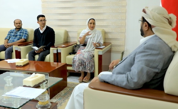 CivCenter's tweet photo. Creating dialogues between local communities, tribes, &amp; security forces is essential to bring back trust &amp; stability in Yemen. Following a recent meeting w/ the VP of PLC &amp; Marib governor, CIVIC is pleased to continue working w/ all authorities for the protection of civilians. https://t.co/UzrvWkZVCc
