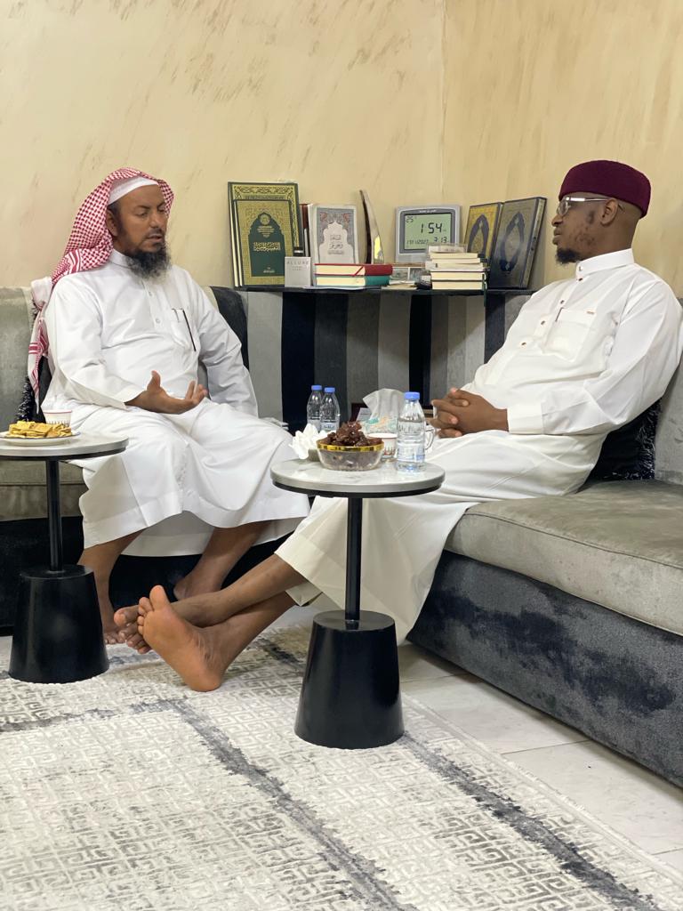 ProfIsaPantami's tweet photo. In the city of absolute peace and tranquility. The city of our beloved Rasul (SAW). In discussion with His Excellency Abdullah Hamdan.
#SaudiArabia https://t.co/VhfUKSTQ8I
