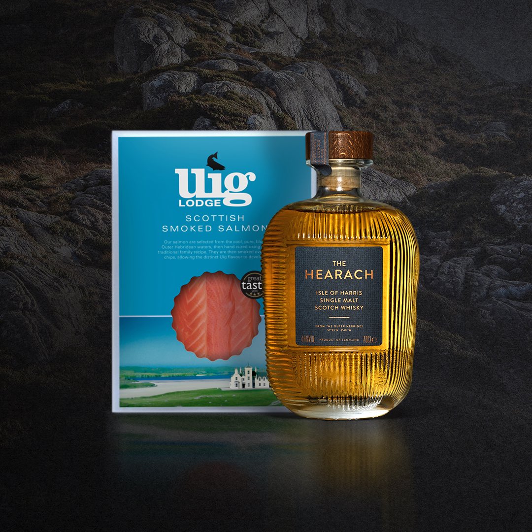 A hamper of pure delicacy!😍   We have teamed up with @UigLodge   Pairing our new and historic first single malt whisky, The Hearach with their award-winning smoked salmon. The perfect addition to the exclusive festive hamper gifts! 🎁   Browse here - uiglodge.co.uk/product-catego…