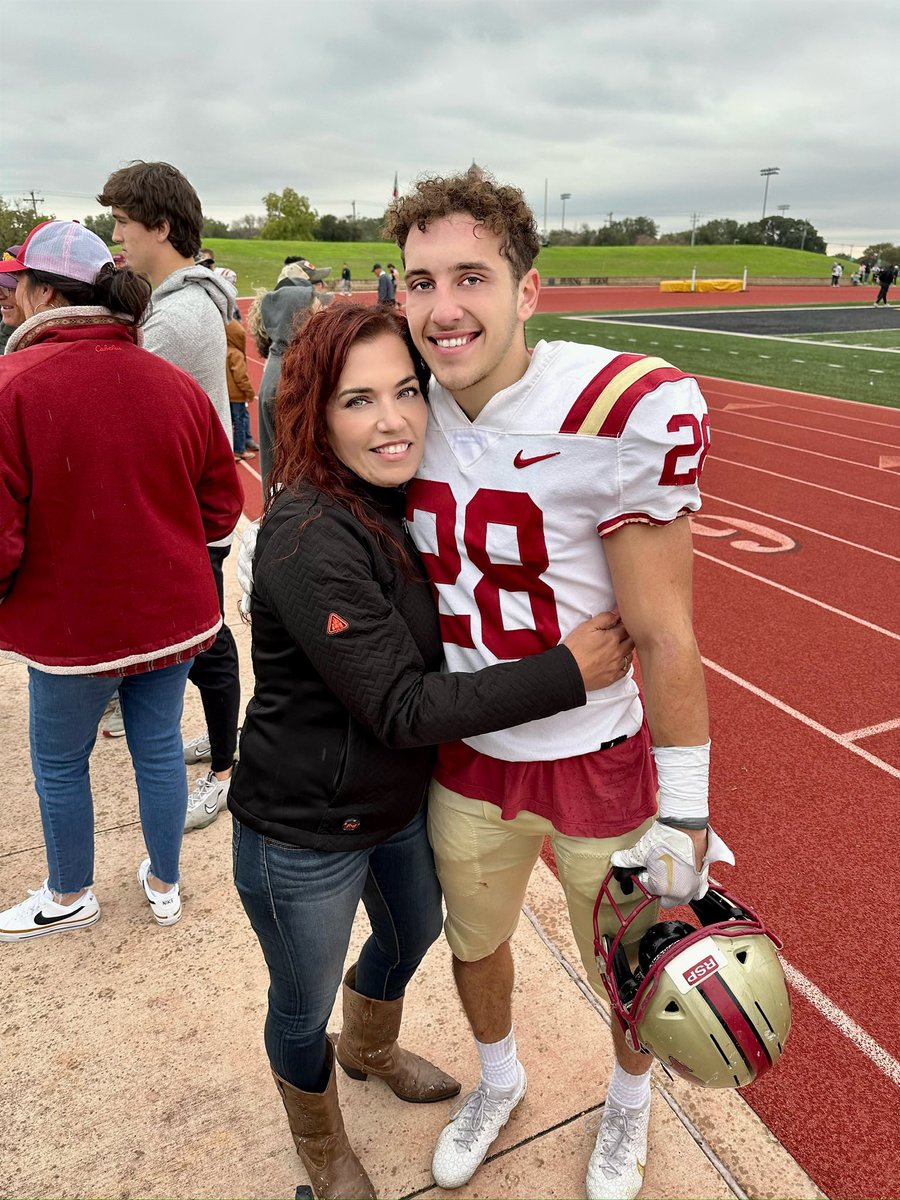 JuliePleasant's tweet photo. Congrats Jarrett! 4th Yr Def. Team Capt-I have seen you work so hard to be a role model, motivator &amp; friend to all. Take pride knowing you have left your mark on your teammates, who will mirror your wk ethic, determination #BeFierce persona you’ve so proudly displayed #RooNation https://t.co/BUNQ3kYLcf