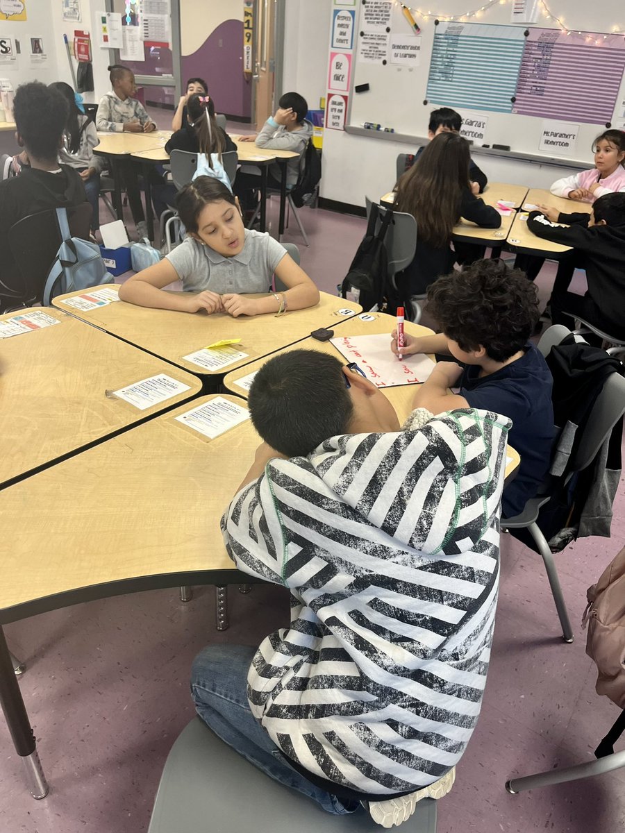 _msgarza's tweet photo. We had a fun review day for SOR today, my students were ALL actively engaged. They had to work on their whiteboard regardless if it was their turn, if the team got it wrong the next team was randomly picked by a Spin the Wheel. 😁  @Coop_Eagles @HoustonISD @TeamHISD https://t.co/gxYXfNmTIR
