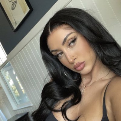 DebronJessica's tweet image. #NewProfilePic