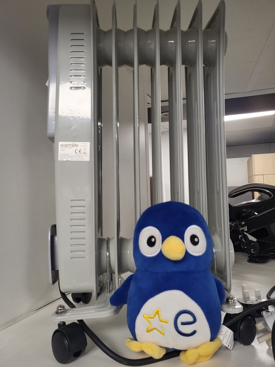 HarrisElecLtd's tweet image. Even Indie needs warming up in cold weather!! Come check out our range of convection and oil-filled radiators in store!! #indiethepenguin #euronicsUK #coldweatheressentials