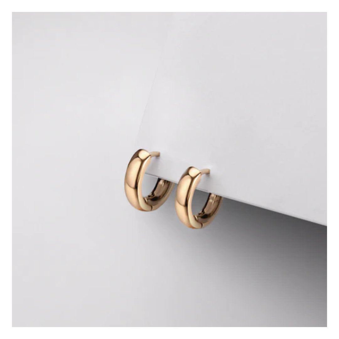Nous proposons un large choix de boucles d'oreilles sur notre e-shop 😍

 #olline #startup #bijoux #femme #paris #box #engagée #ideecadeau #accessoires #french #boxbijoux#monthlybox #inclusive #bijouxdurables #mode