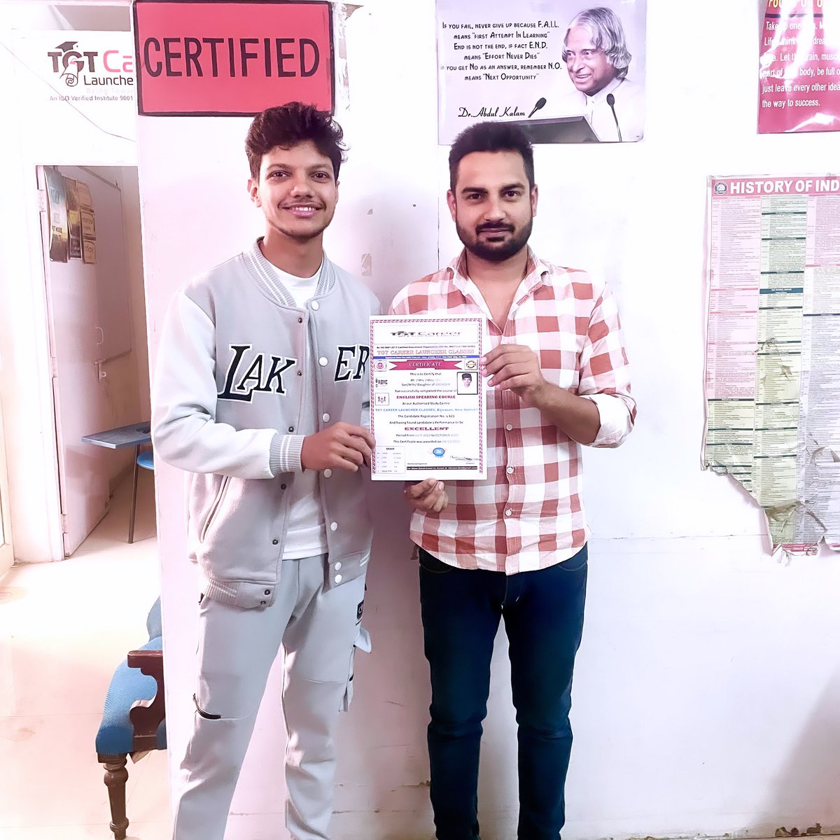 CareerTgt's tweet photo. One More Student 👨🎓 Certified By Our Institute
#tgtcareerlauncherclasses #himmithakur #certificate #certificates #certificated #certifícate #certificatecourse #certificatecourses #certificateprogram #firstcertificate #msexcel #msexceltips #computereducation #computercourse https://t.co/zk3DjaRdDM