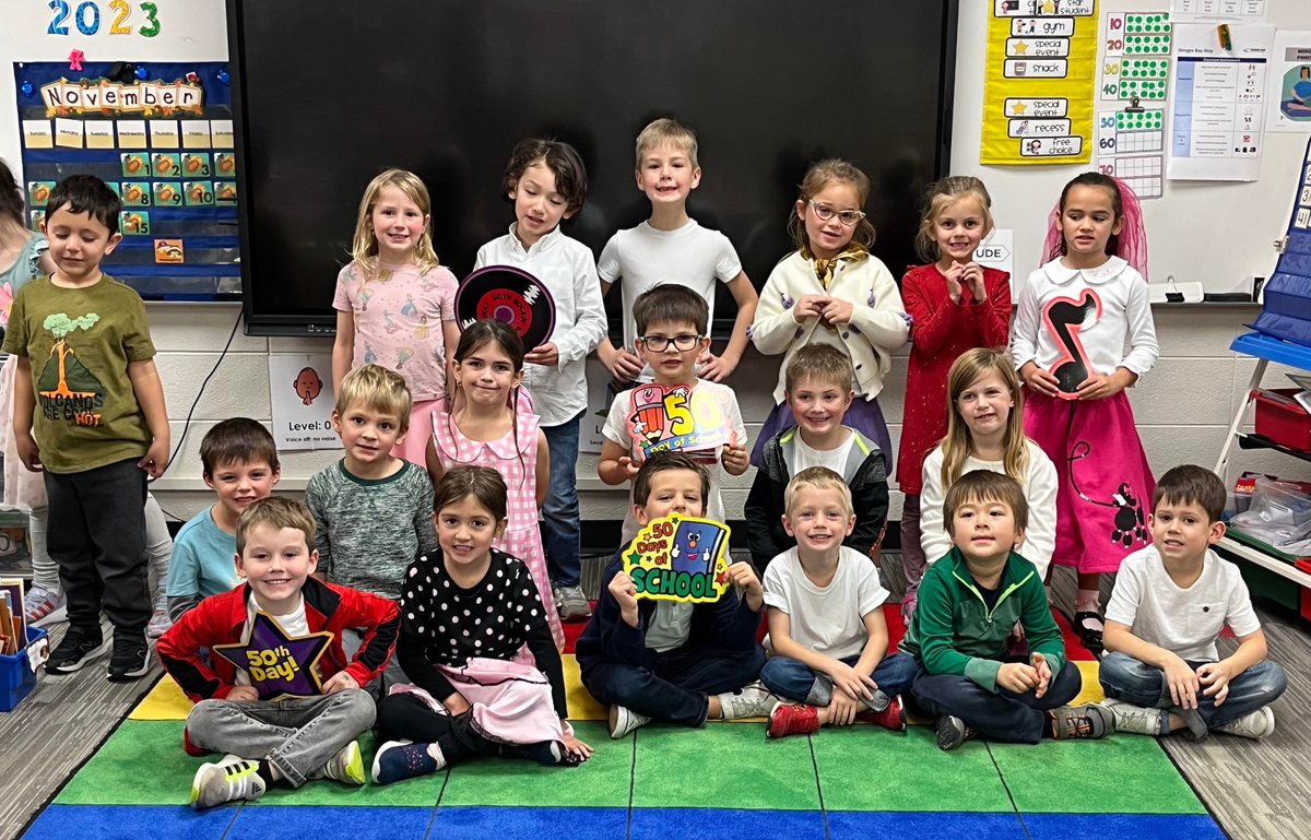 chrisgrayDB's tweet photo. This week, our kindergarten students celebrated our 50th day of school! Check out the outfits! #DBEagles https://t.co/wUhDUMHDxG