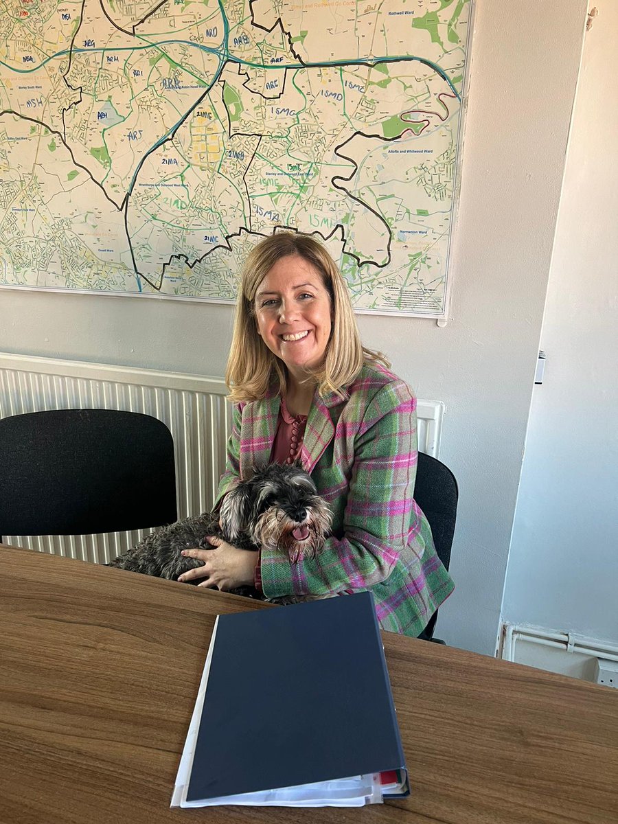 Just had another surgery today as well as doggy day with Gertrude in the office! If you live in #Morley and #Outwood and think that I can be of help, please contact me: 📧 Andrea.Jenkyns.MP@Parliament.UK 📞 01133 450 380