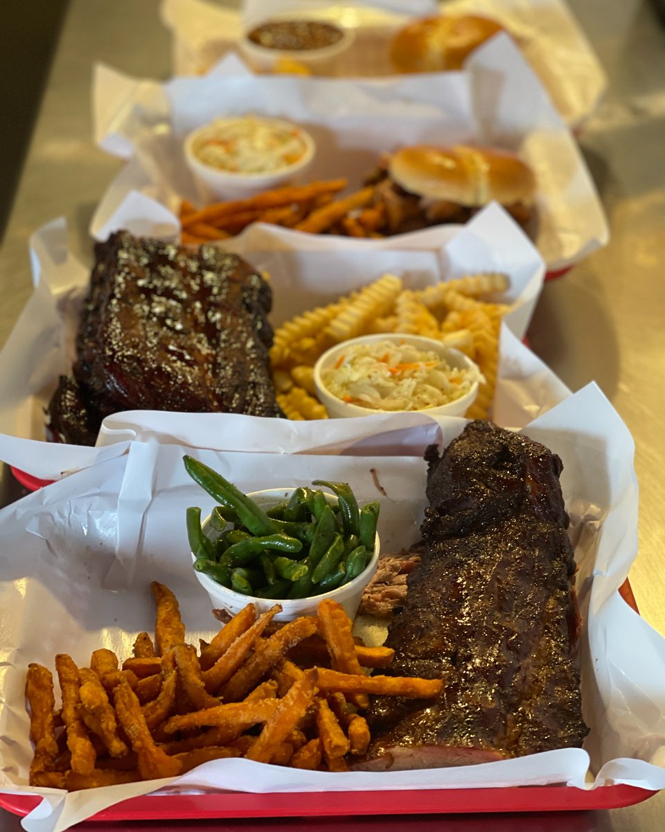 Bring it on! 🔥🐖🙌 

#weekendvibes #thanksgivingseason #eatlocal 

#pappyssmokehouse #stlouis #stl #stleats #eatstl #eatlocal #stlfoodie #foodie #food #bbq #bbqfoodie #bbqlover #porkribs #smokedmeats #stlfoodscene #stlouisgram #explorestlouis