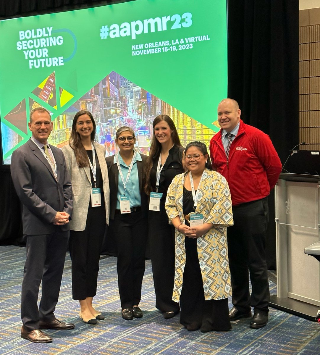ColinFranzMDphd's tweet photo. #PhysiatryDay Exercise is medicine! Wonderful to present about #ALS and #exercise at #AAPMR23 @AAPMR annual meeting https://t.co/UajCQrUdAF