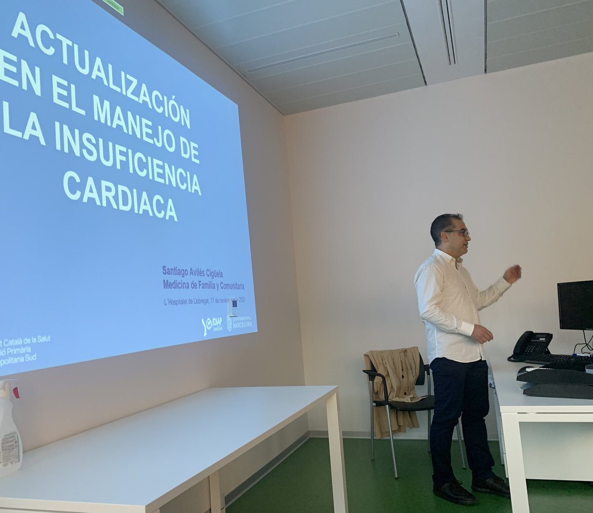 Laia Alcober Morte (@laiaalcober) on Twitter photo <a href="/cio_1974/">Rocio Moreno🎗</a> Excel·lent revisió del maneig de la insuficiència cardíaca a mans del Dr Santi Avilés #expertesa #medicinadefamília #SAPDelta <a href="/CentreEap/">EAP Centre - Sanfeliu</a> #APMetroSud <a href="/cio_1974/">Rocio Moreno🎗</a> Excel·lent revisió del maneig de la insuficiència cardíaca a mans del Dr Santi Avilés #expertesa #medicinadefamília #SAPDelta <a href="/CentreEap/">EAP Centre - Sanfeliu</a> #APMetroSud