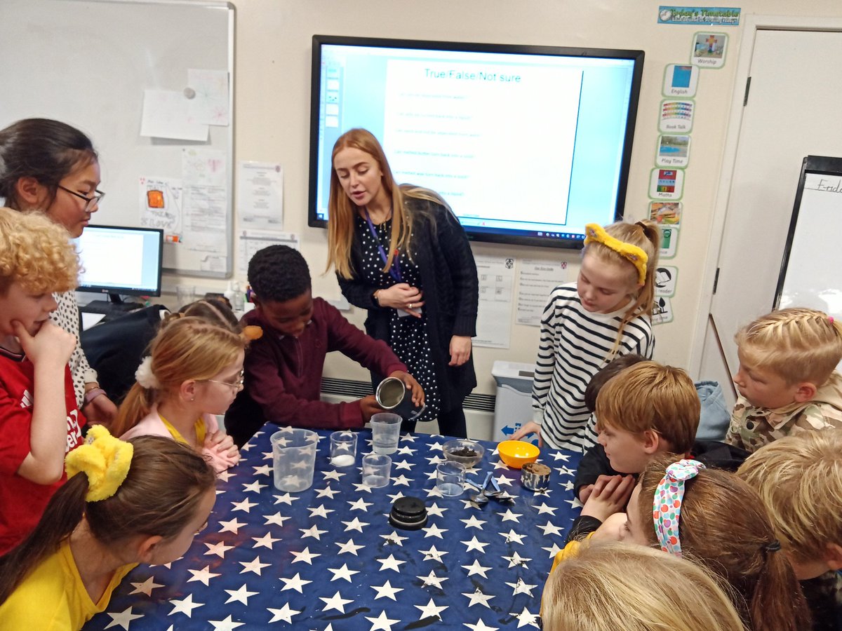 MissCSGC's tweet photo. Today we investigated reversible and irreversible changes. We put soil, sand, salt and water to the test to see if once made into a mixture, could we extract each element back out to its original state🧪 @MrGSGC #sgcscience https://t.co/DlqvPtCuKc