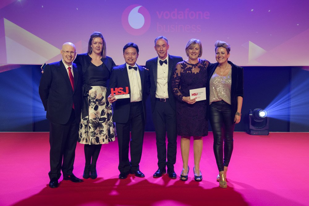 Here it is official centre stage photo after scooping the HSJ for 'Acute Sector Innovation of the Year' we couldn't be more proud. Innovation, collaboration & team work at its best 💙 @af_virtual_ward @UHLRRCV @g_andre_ng @crm_SuArmstrong